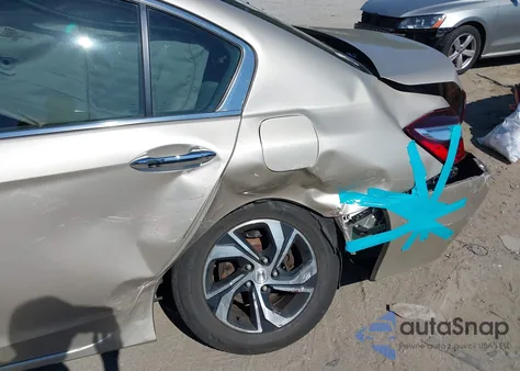 2017 Honda Accord Lx z USA, uszkodzony, nr VIN 1HGCR2F34HA145632